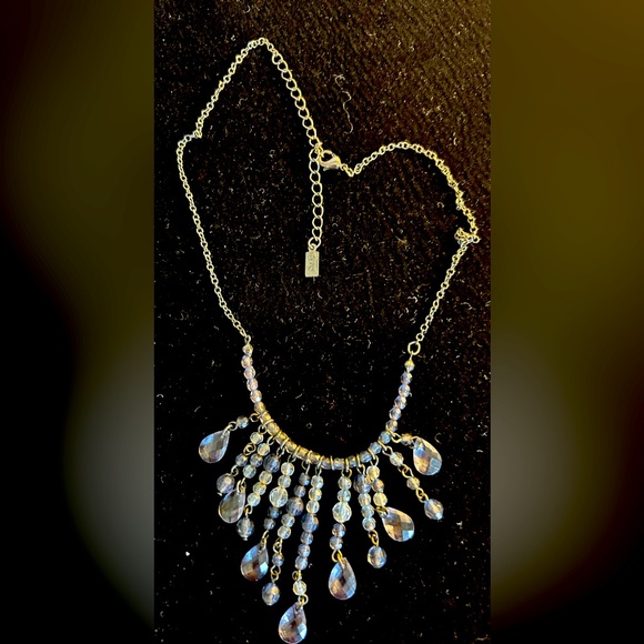 1928 2-piece statement necklace and post earrings set in blue crystal - Picture 7 of 8
